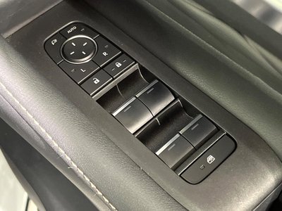 2024 Toyota ALPHARD — фото 30