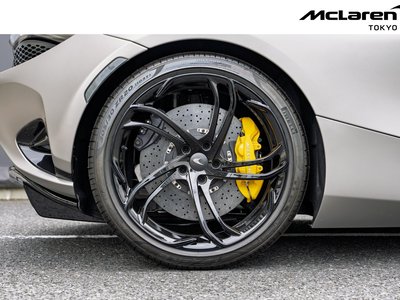 صورة 28 لـ 2025 Mclaren 750S