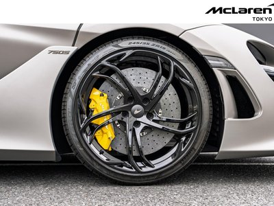 صورة 27 لـ 2025 Mclaren 750S