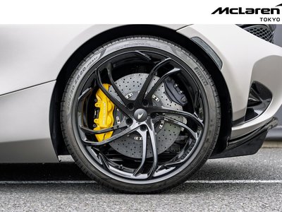 صورة 25 لـ 2025 Mclaren 750S