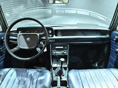 1975 BMW 2002 SERIES 照片 13