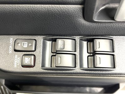 2025 Toyota LAND CRUISER 70 thumbnail 22