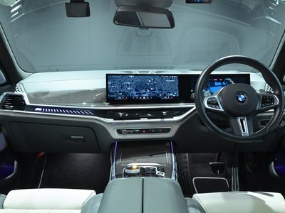 2024 BMW X7 照片 2