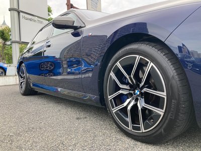 2025 BMW I7 缩略图 18
