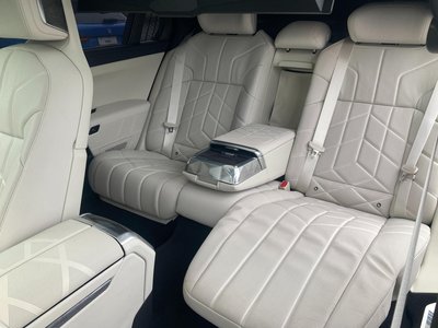 2025 BMW I7 缩略图 74