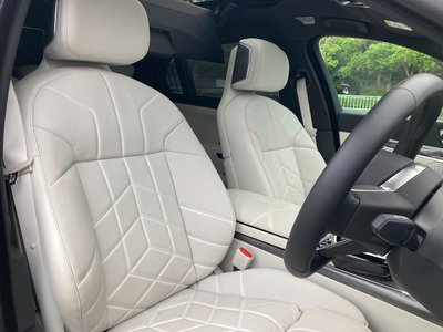 2025 BMW I7 缩略图 34