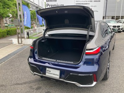 2025 BMW I7 缩略图 29