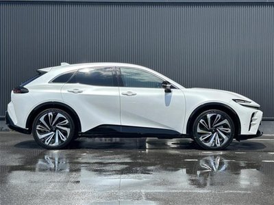 صورة 41 لـ 2023 Toyota CROWN SPORT