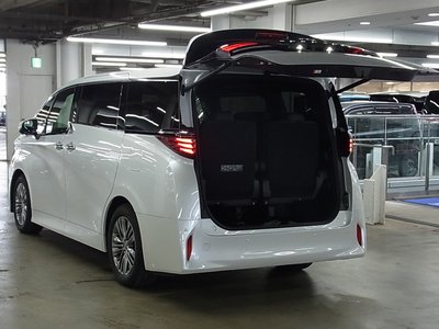 صورة 25 لـ 2024 Toyota ALPHARD