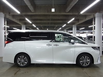 صورة 13 لـ 2024 Toyota ALPHARD