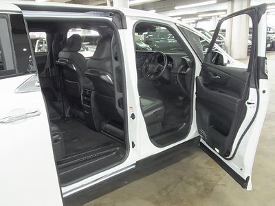 صورة 16 لـ 2024 Toyota ALPHARD