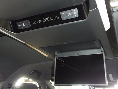 صورة 32 لـ 2024 Toyota ALPHARD