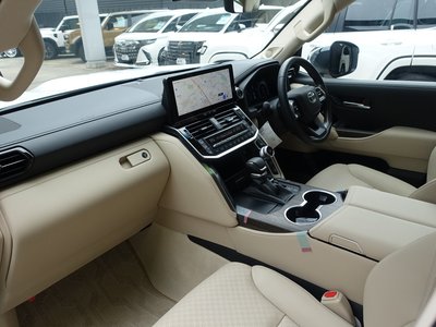 2025 Toyota LAND CRUISER 300 照片 60