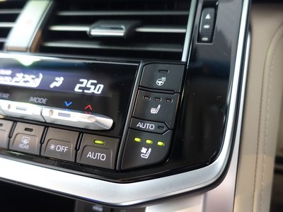 2025 Toyota LAND CRUISER 300 照片 47
