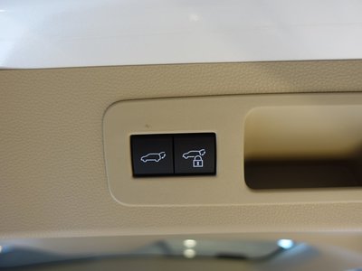 2025 Toyota LAND CRUISER 300 照片 66