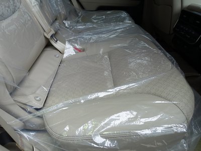 2025 Toyota LAND CRUISER 300 照片 65