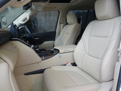 2025 Toyota LAND CRUISER 300 照片 57