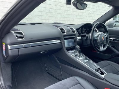 صورة مصغرة 60 لـ 2015 Porsche CAYMAN
