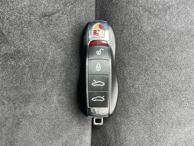 صورة مصغرة 53 لـ 2015 Porsche CAYMAN