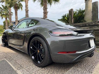 صورة مصغرة 2 لـ 2024 Porsche 718