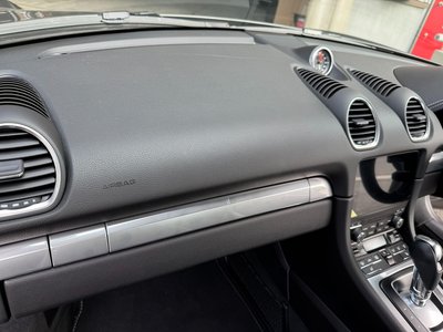 صورة مصغرة 43 لـ 2024 Porsche 718