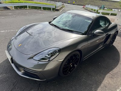صورة مصغرة 8 لـ 2024 Porsche 718