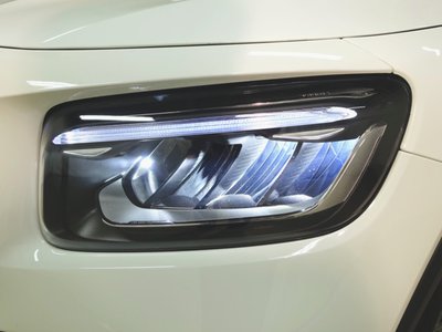 صورة مصغرة 3 لـ 2025 Mercedes-BENZ GLB