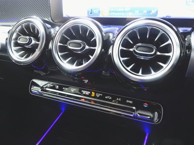 صورة مصغرة 18 لـ 2025 Mercedes-BENZ GLB