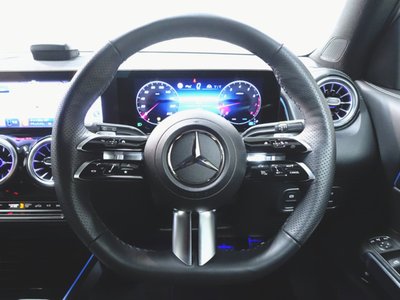 صورة مصغرة 13 لـ 2025 Mercedes-BENZ GLB