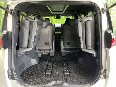 2024 Toyota ALPHARD 照片 11