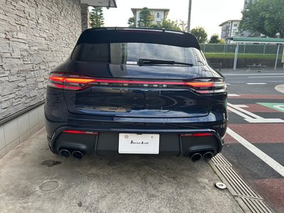2022 Porsche MACAN — миниатюра 8
