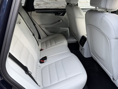 2022 Porsche MACAN — миниатюра 34