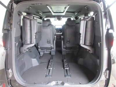 صورة 29 لـ 2023 Toyota VELLFIRE