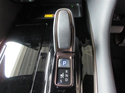 صورة 11 لـ 2023 Toyota VELLFIRE