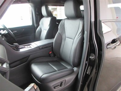 صورة 24 لـ 2023 Toyota VELLFIRE