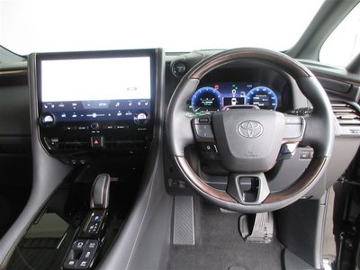 صورة 5 لـ 2023 Toyota VELLFIRE