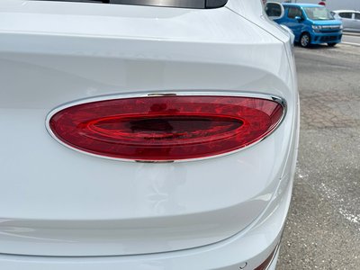 2022 Bentley BENTAYGA 照片 13