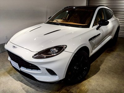 2021 Aston Martin DBX — фото 4