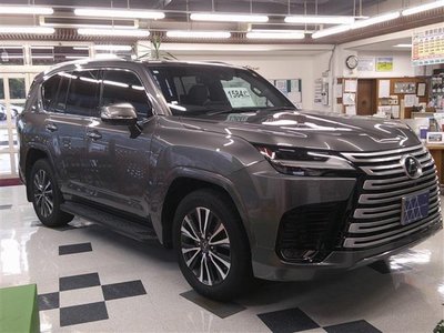2022 Lexus LX — фото 2