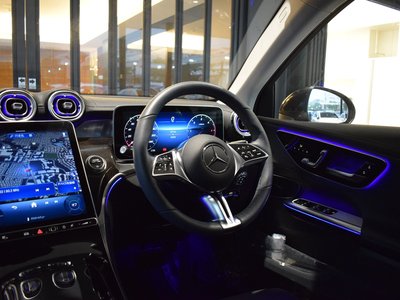 2026 Mercedes-BENZ GLC thumbnail 17