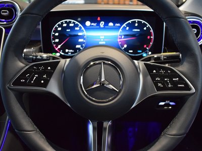 2026 Mercedes-BENZ GLC thumbnail 18