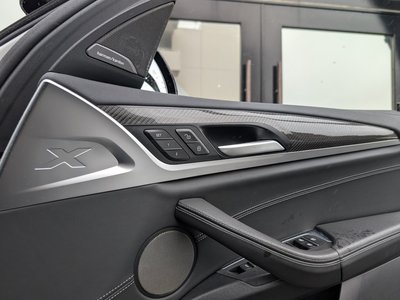 2022 BMW X4 M thumbnail 25