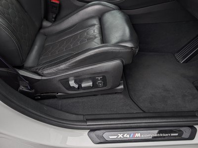 صورة 13 لـ 2022 BMW X4 M