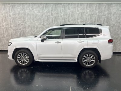 2023 Toyota LAND CRUISER 300 — фото 28