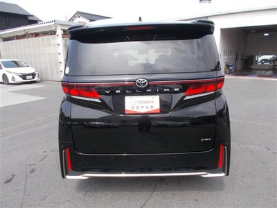 2023 Toyota VELLFIRE photo 4