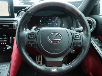 2021 Lexus IS thumbnail 46