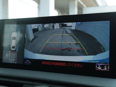 2021 Lexus IS thumbnail 34