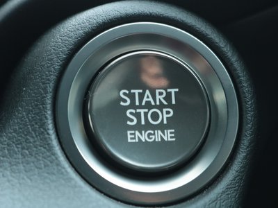 2021 Lexus IS photo 13