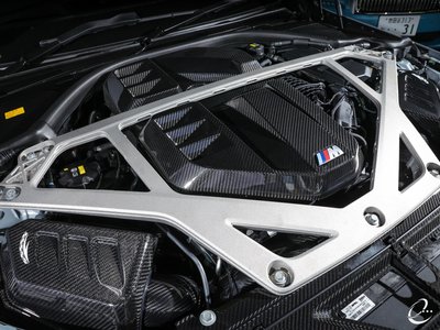 صورة مصغرة 127 لـ 2022 BMW M4 COUPE