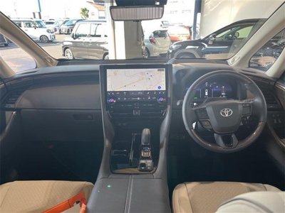 2025 Toyota ALPHARD — фото 8